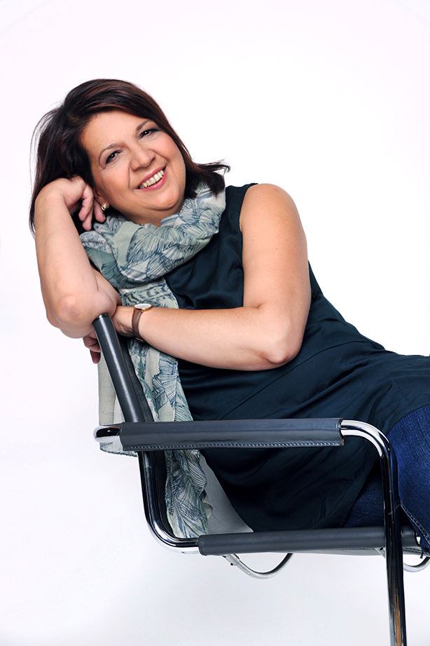 Brigitte Lackner sitzend